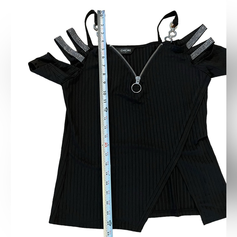 Sexy V-Neck Black Cold Shoulder Ribbed Knit Top with V Slit at Waist, size S M L - Picture 8 of 14